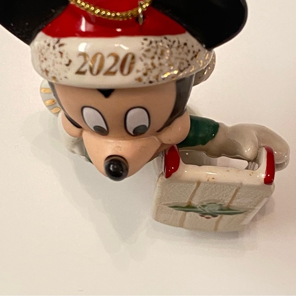 Mickey Christmas  Ornament - Picture 2 of 7